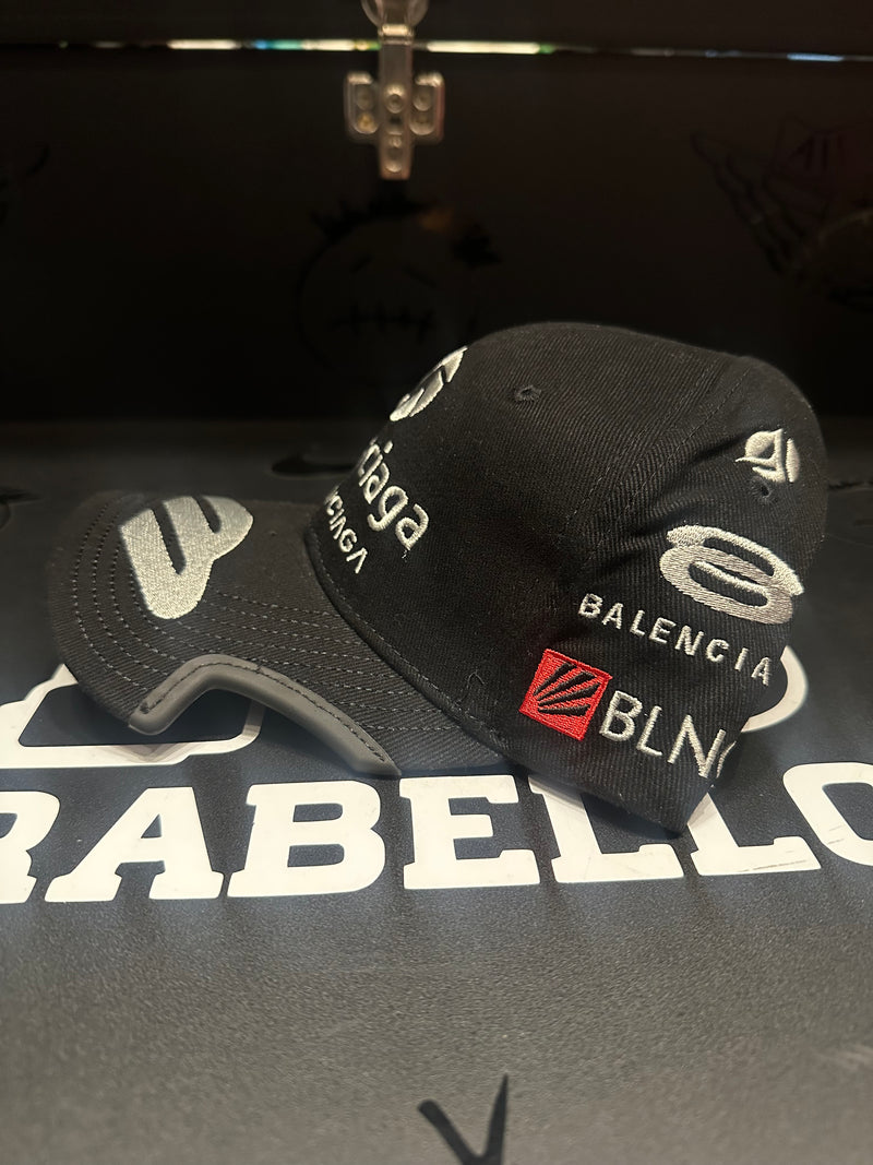 Boné Aba Curva Cortada Balenciaga Preto - Pronta Entrega