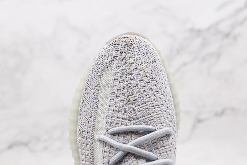 Adidas Yeezy Boost 350 V2 Tail Light - Encomenda