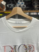 Camiseta Dior Logo Bordado Floral Branca - Pronta Entrega