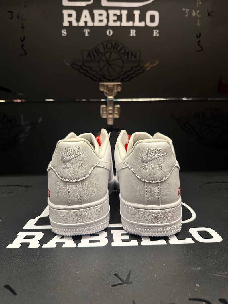 Tênis Air Force 1 Low X Supreme Branco - Pronta Entrega