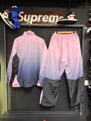 Conjunto Jaqueta Supreme x Umbro Gradient Track Pink - Pronta Entrega