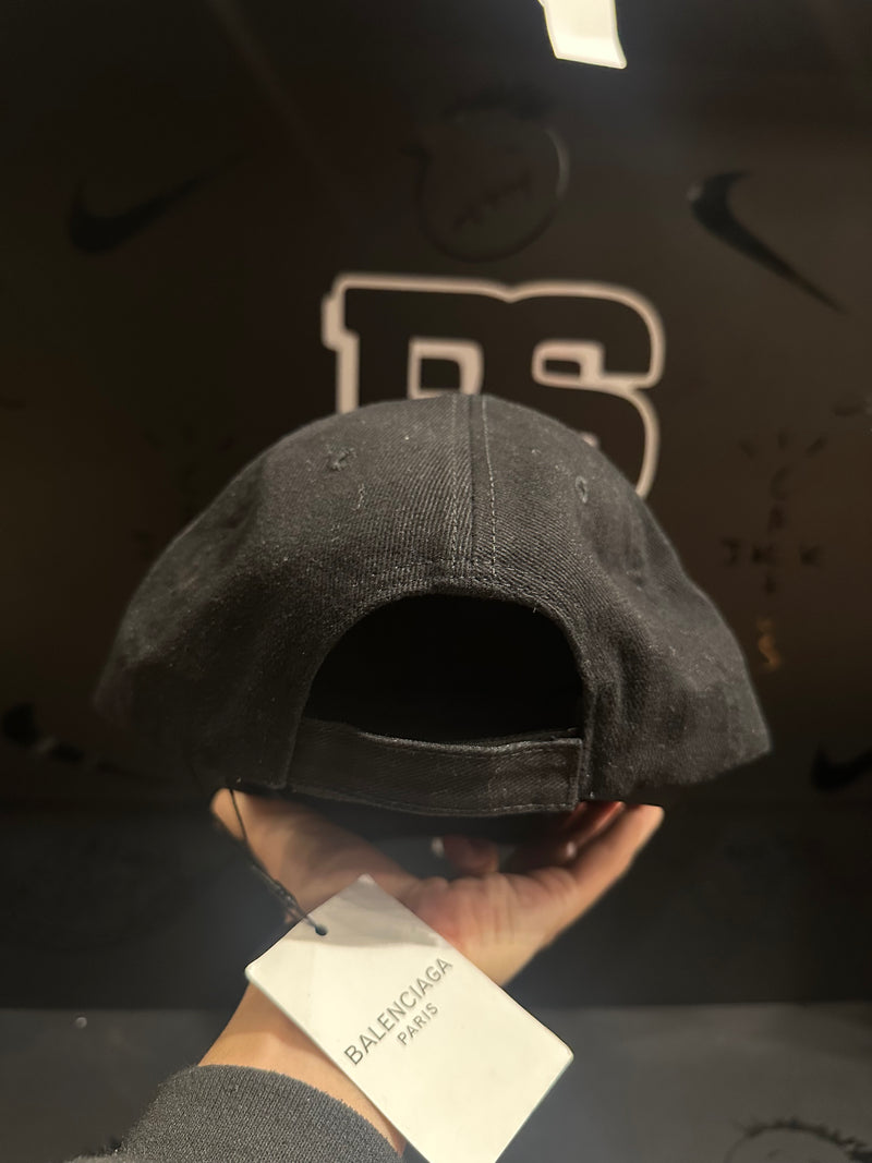 Boné Balenciaga Preto Aba Curva Cortada - Pronta Entrega