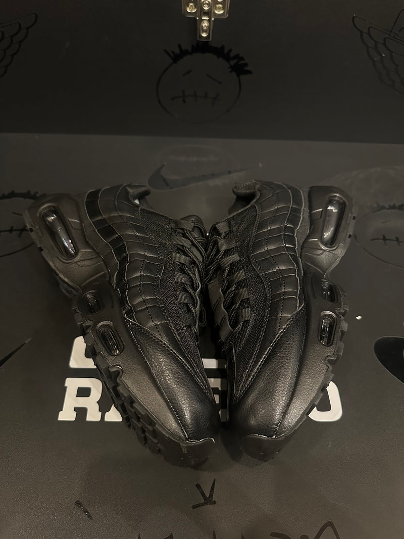 Tênis Nike Air Max 95 Triple Black - Pronta Entrega