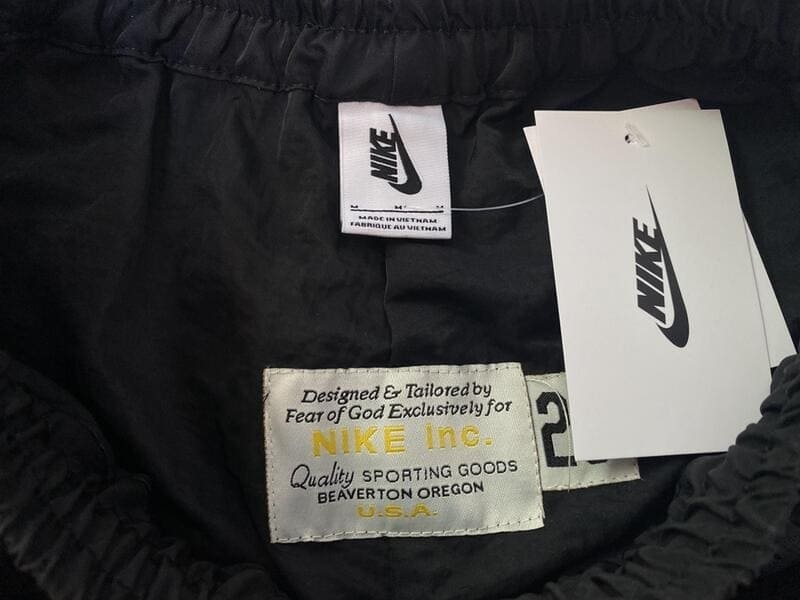 Shorts Nike x Fear of God - Encomenda