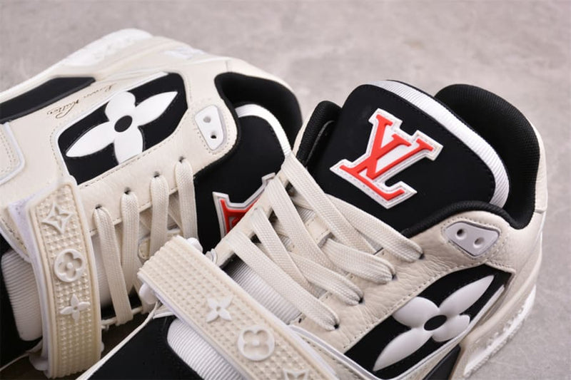 Louis Vuitton Trainer Black White Cream - Encomenda