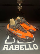 Tênis Adidas Yeezy Boost 700 MNVN "Orange" - Pronta Entrega