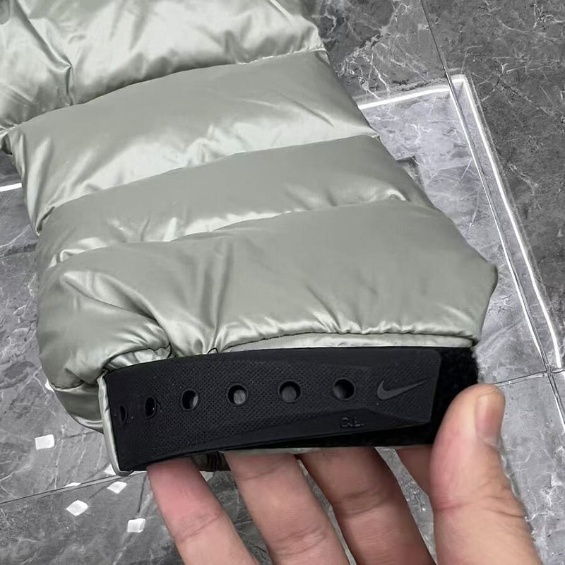 Jaqueta Puffer Nike NOCTA Cinza - Encomenda