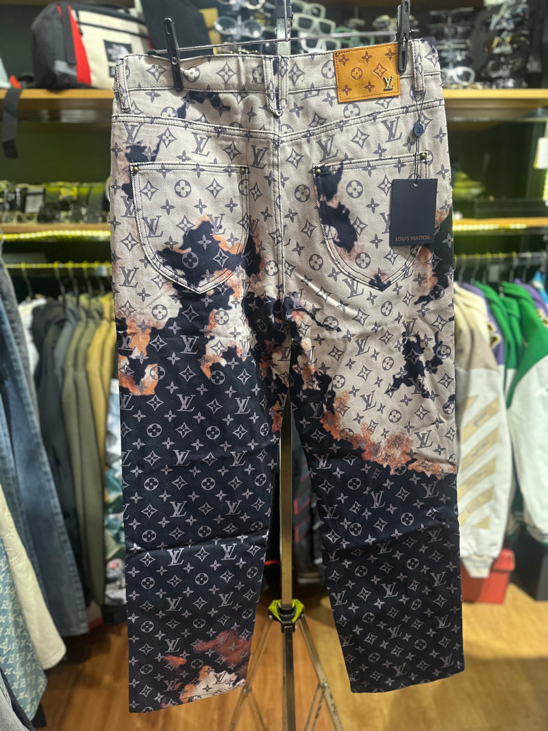 Calça Louis Vuitton Monogram Denim Jeans - Pronta Entregae