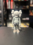 Boneco Colecionável KAWS Silver 18cm - Pronta Entrega