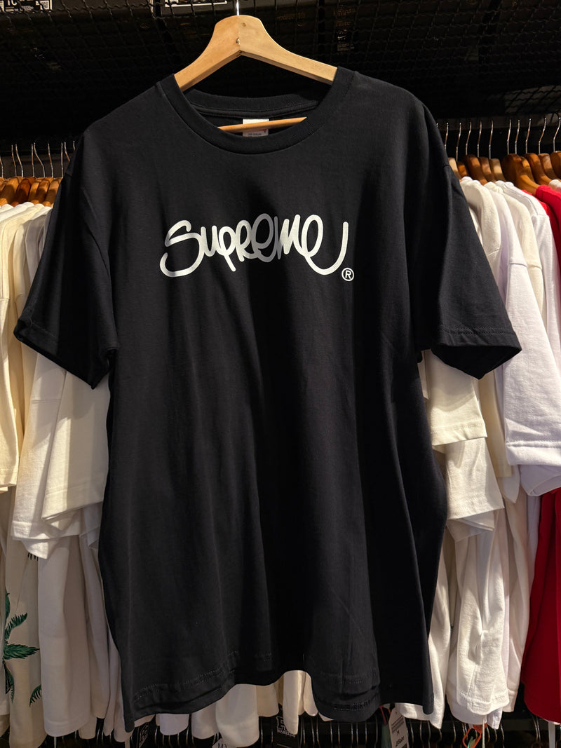Camiseta SUPREME Handstyle Tee Preta - Pronta Entrega