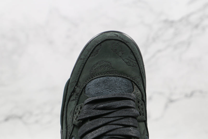 Jordan 4 Retro Kaws Black - Encomenda