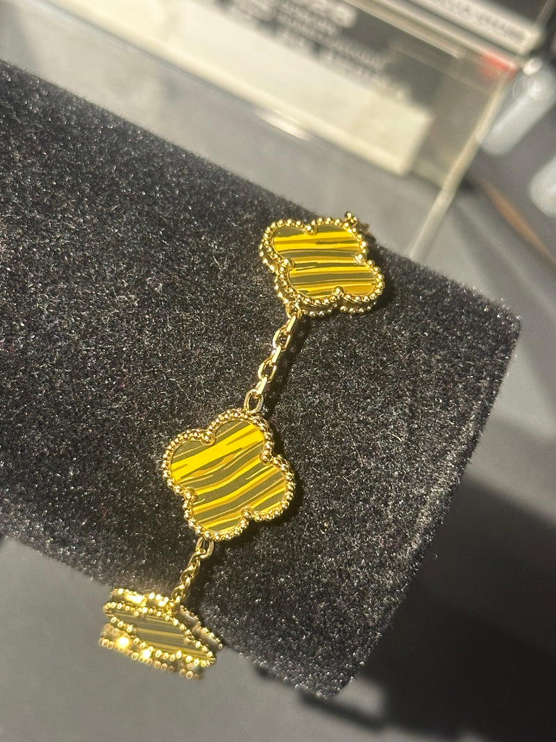 Pulseira Van Cleef Dourada Trevos Dourados 24 CM - Pronta Entrega