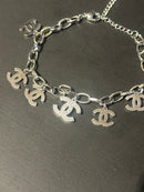 Pulseira Prata Chanel Ajustável Berloque Cravejado - Pronta Entrega