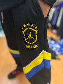 Conjunto Tracksuit Jordan Brasil Preto Amarelo 2026/27 - Pronta Entrega