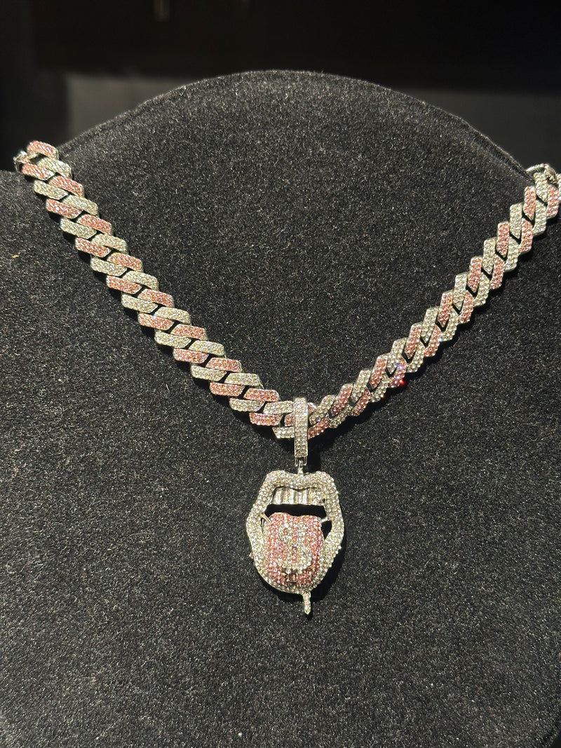 Corrente Cravejada Pingente Money Mouth Em Zicornia Cubica Rosa/Prata 45 CM - Pronta Entrega
