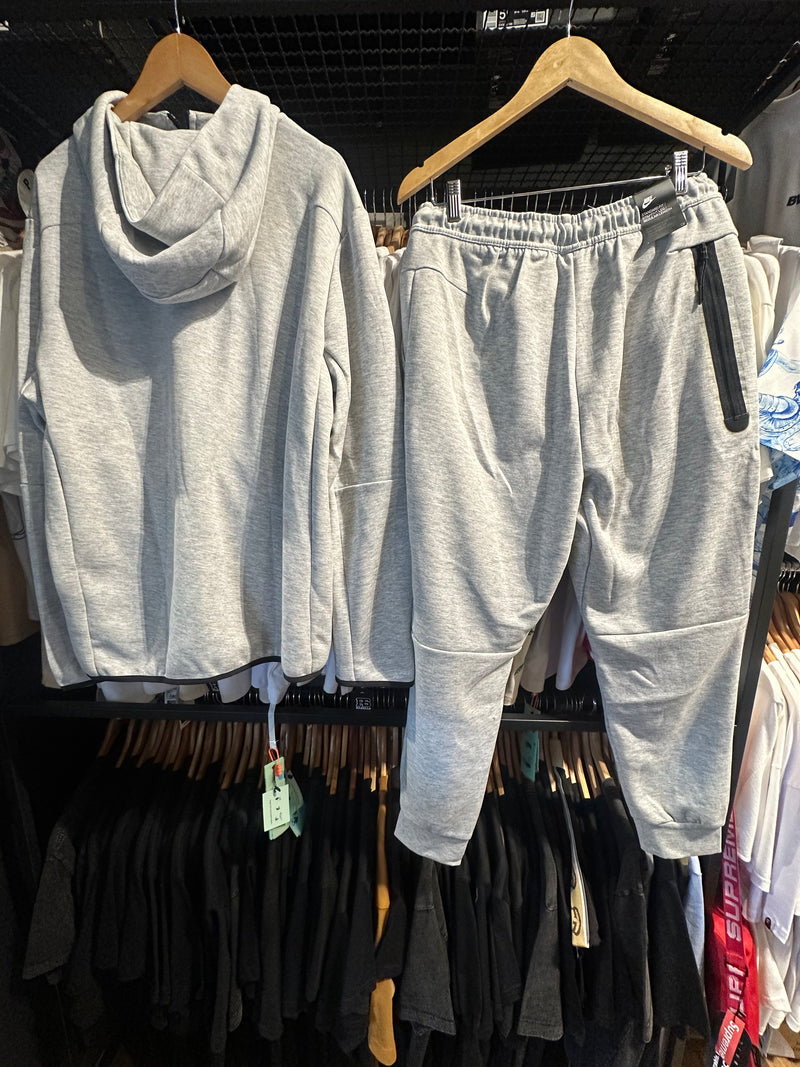 Conjunto Nike Tech Fleece - Pronta Entrega