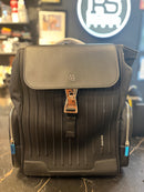 Mochila Mala Rimowa Never Still Flap Black - Pronta Entrega