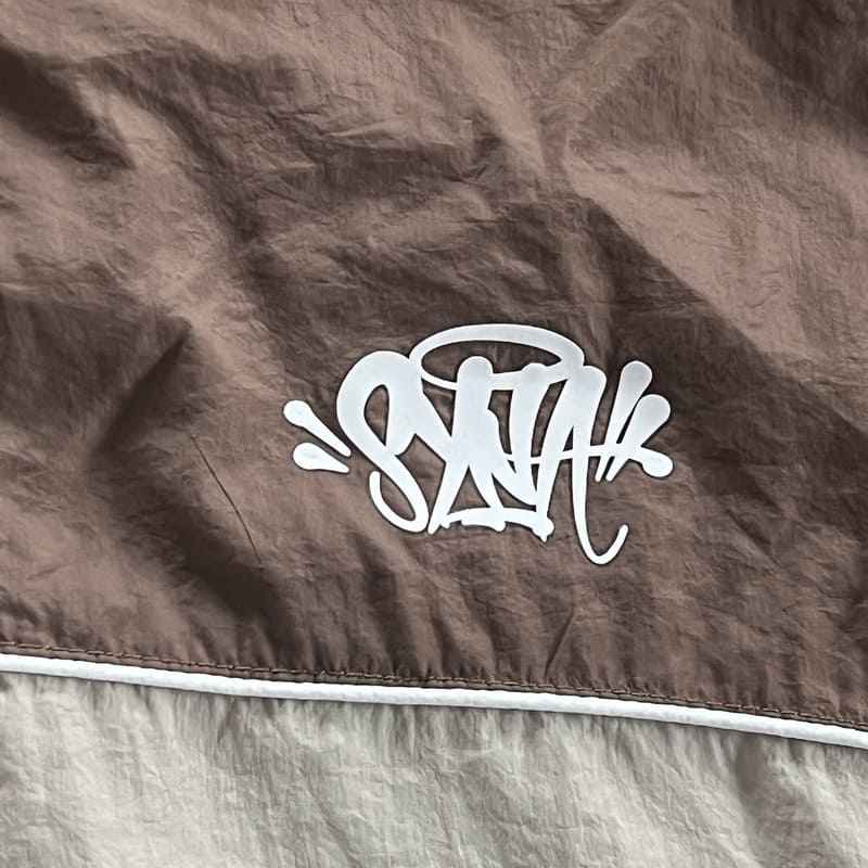 Conjunto Synaworld 'Syna Logo' Shell Marrom/Bege - Encomenda