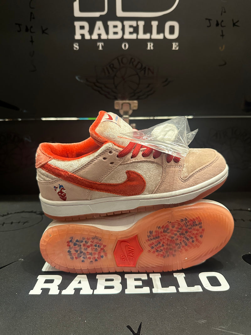 Tênis Nike SB Dunk Low Pro Strangelove - Pronta Entrega