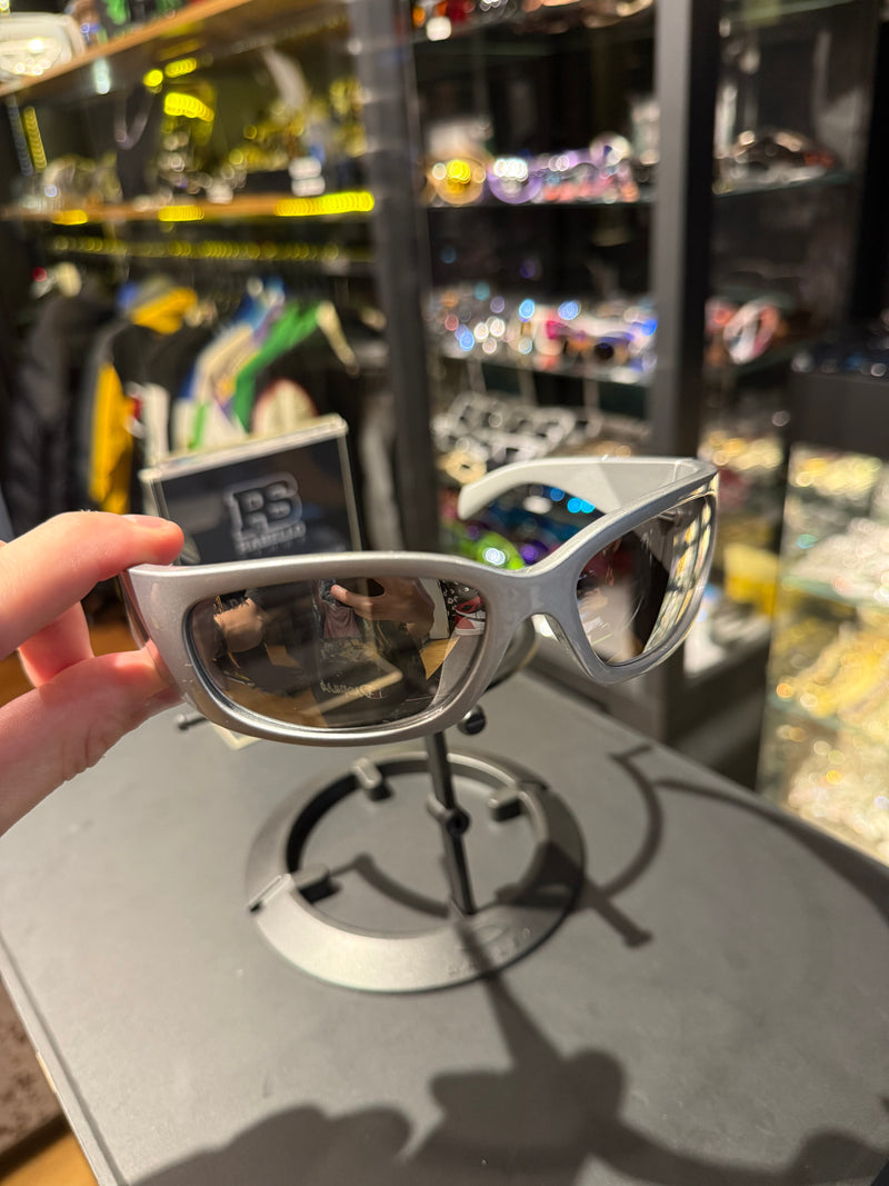 Óculos Prada Eyewear Cinza Lente Prateada - Pronta Entrega
