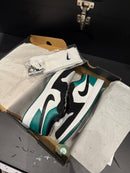 Tênis Nike Air Jordan 1 Low Mystic Green - Pronta Entrega
