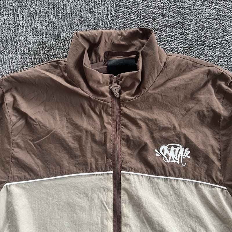 Conjunto Synaworld 'Syna Logo' Shell Marrom/Bege - Encomenda