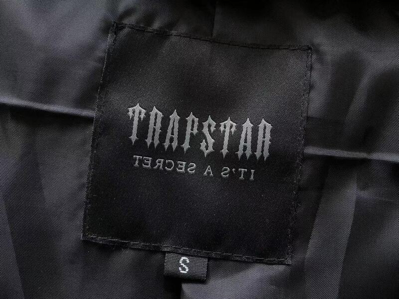 Jaqueta Puffer Trapstar Irongate Hooded - Encomenda