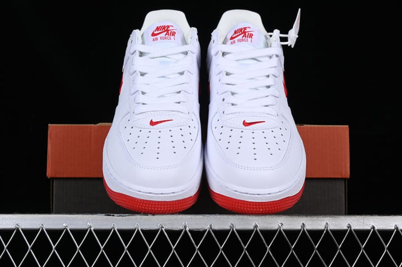 Air Force 1 Low Color of The Month White Red - Encomenda