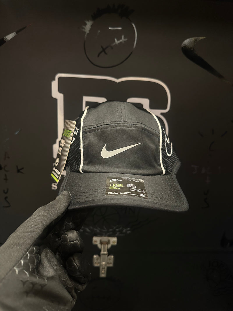 Boné Aba Curva Dri-Fit Nike Swoosh Frontal/Lateral - Pronta Entrega