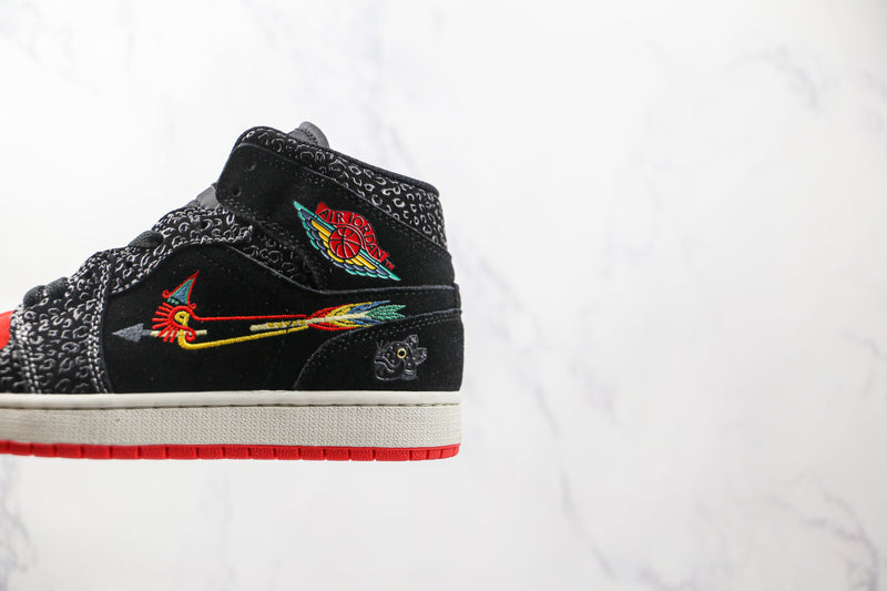 Jordan 1 Mid SE Siempre Familia - Encomenda