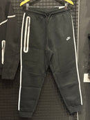 Conjunto Nike Tech Fleece Black Refletivo - Pronta Entrega