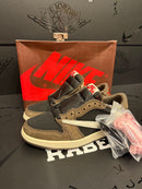 Tênis Nike Travis Scott x Air Jordan 1 Low Mocha - Pronta Entrega