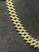 Corrente Ice Spike Cravejada Em Zicornia Cubica Dourada 45 CM - Pronta Entrega