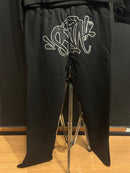 Conjunto Syna Moletom “Forgives Me” All Black - Pronta Entrega