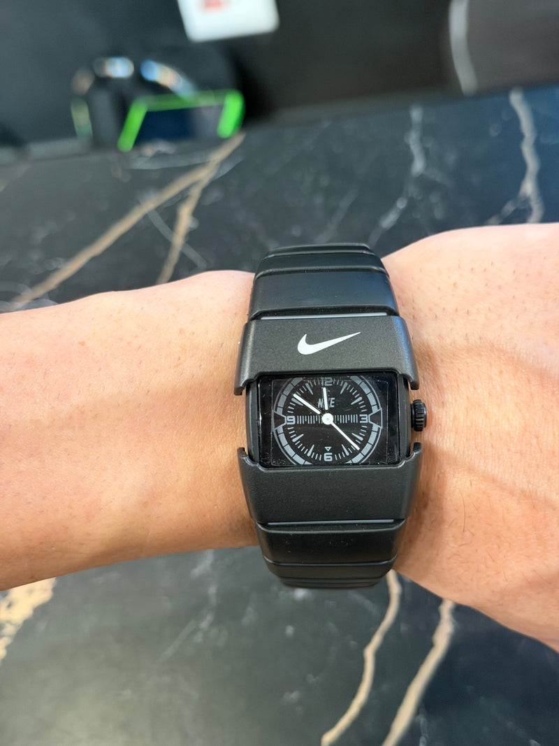 Relógio Nike Futurist Preto - Pronta Entrega