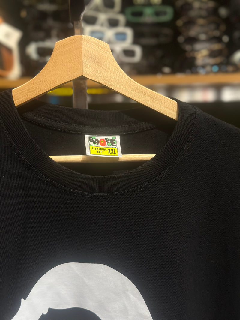 Camiseta BAPE X New Balance “Apes Together Strong” Preta - Pronta Entrega