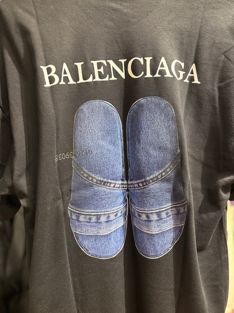Camiseta Balenciaga ‘Slide Oversized’ Preta - Pronta Entrega