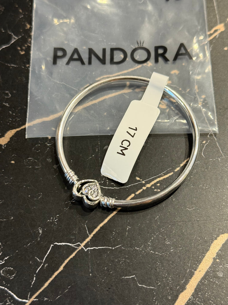 Bracelete Pandora Prata com Fecho em Coração Brilho vazado Prata 18 CM - Pronta Entrega