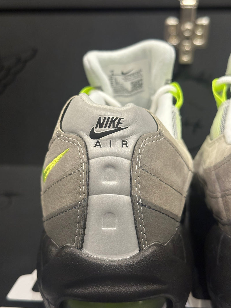 Tênis Nike Air Max 95 "Bright Mandarin" - Pronta Entrega