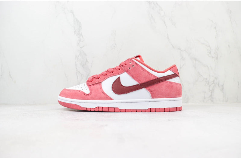 Nike Dunk Low Valentine's Day (2024) - Encomenda