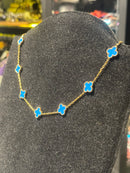 Corrente Van Cleef Dourado Trevos Azuis 45 + 5 CM - Pronta Entrega