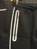 Conjunto Nike Tech Fleece Black Refletivo - Pronta Entrega
