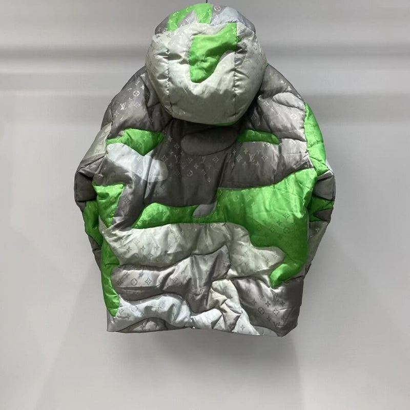 Jaqueta Louis Vuitton Patchworked Portrait Puffer - Encomenda