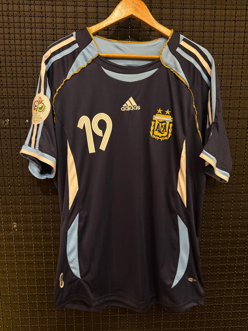 Camisa Retrô Seleção Argentina World Cup 2006 Messi #19 - Pronta Entrega