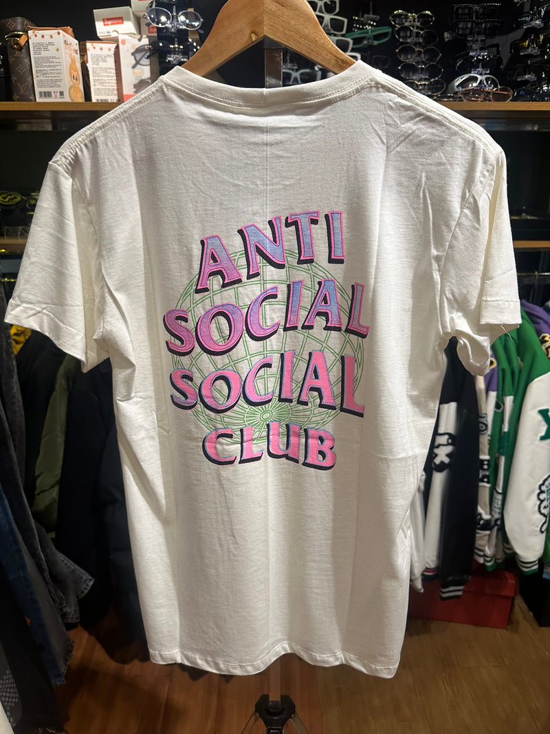 Camisa Anti Social Social Club Branca Logo World Pink/Green - Pronta Entrega