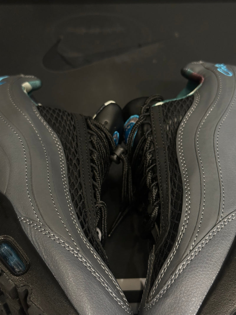 Tênis Nike Air Max 95 X Corteiz Honey Black - Pronta Entrega