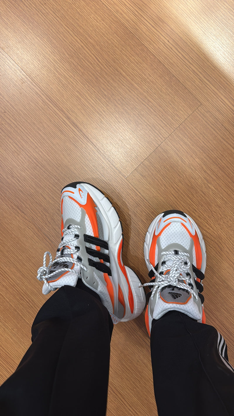 Tênis Adidas Adistar Jellyfish Pharrell Williams Focus Olive/Orange - Pronta Entrega