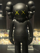 Boneco Colecionável KAWS Black 18cm - Pronta Entrega