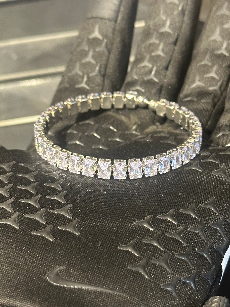 Pulseira Prata Em Zicornia Cúbica - Pronta Entrega