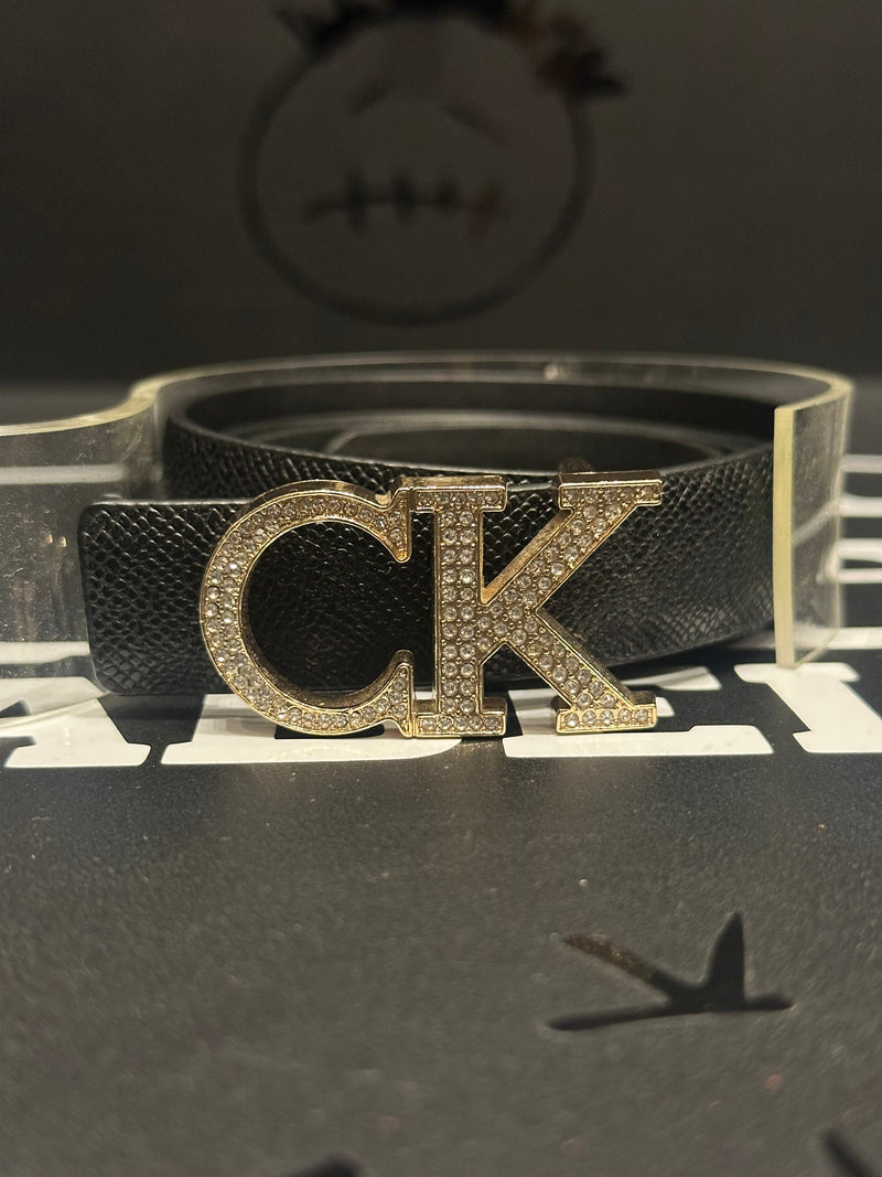 Cinto Feminino Calvin Klein Fivela Cravejada 100 CM  - Pronta Entrega